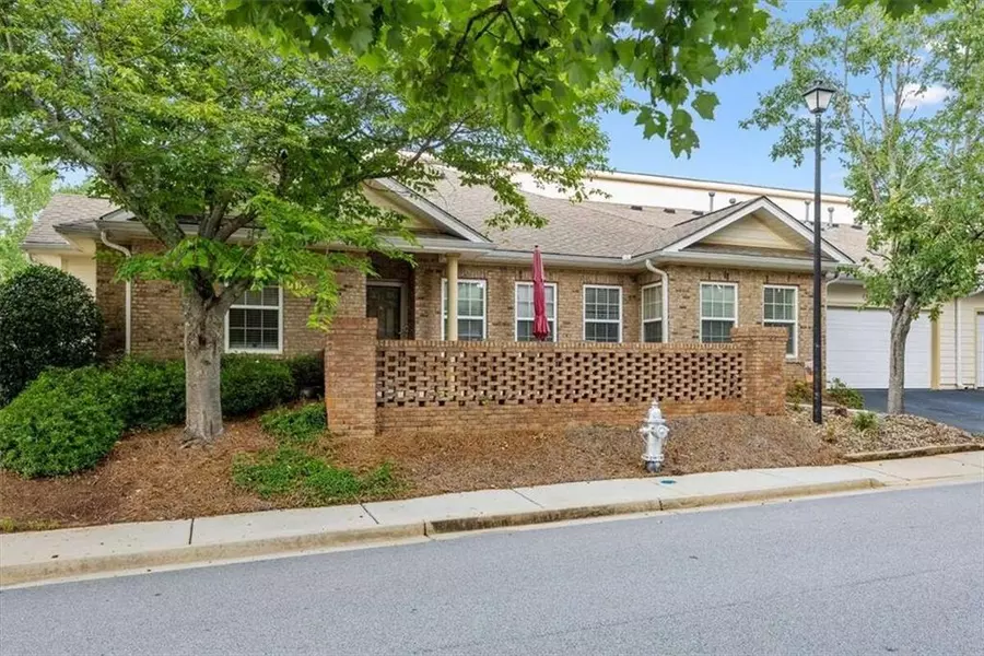 235 Villa Park CIR, Stone Mountain, GA 30087