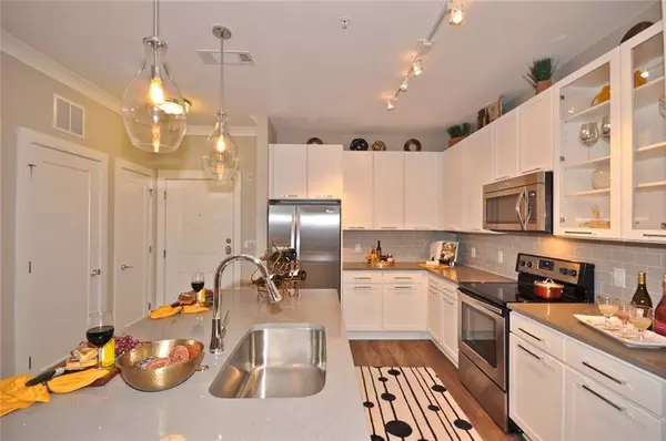 2875 Crescent Pkwy #1120, Atlanta, GA 30339