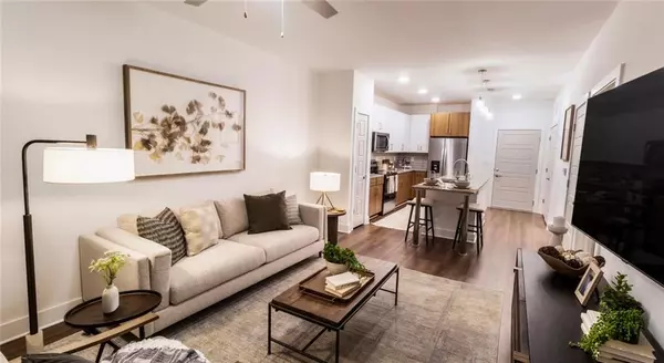 Stone Mountain, GA 30087,5141 Stone Mountain HWY #1311