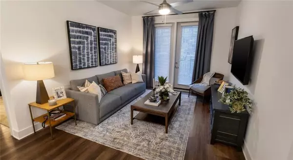 Stone Mountain, GA 30087,5141 Stone Mountain HWY #1311