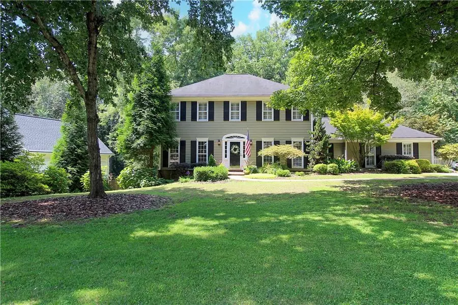 3626 Oxford TRCE, Marietta, GA 30062