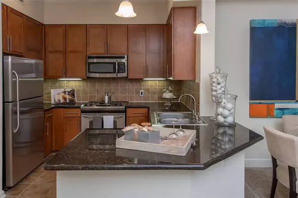 3443 Kingsboro RD NE #1208, Atlanta, GA 30326