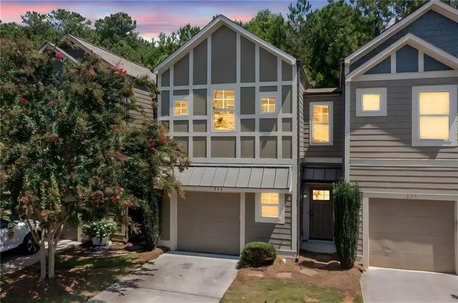 503 Ridge View XING, Woodstock, GA 30188