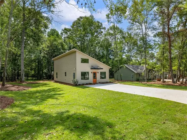 8083 Beachwood DR, Murrayville, GA 30564