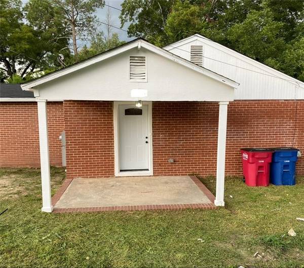 1597 Cedar AVE,  Macon,  GA 31204