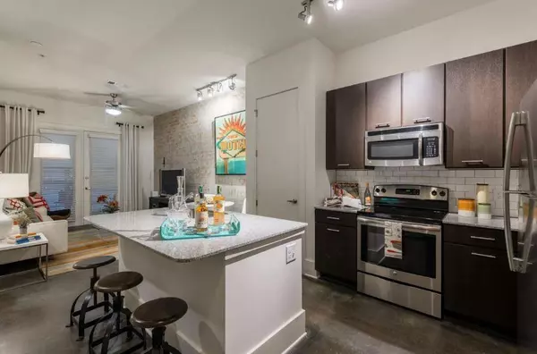 1391 Collier RD NW #2211, Atlanta, GA 30318