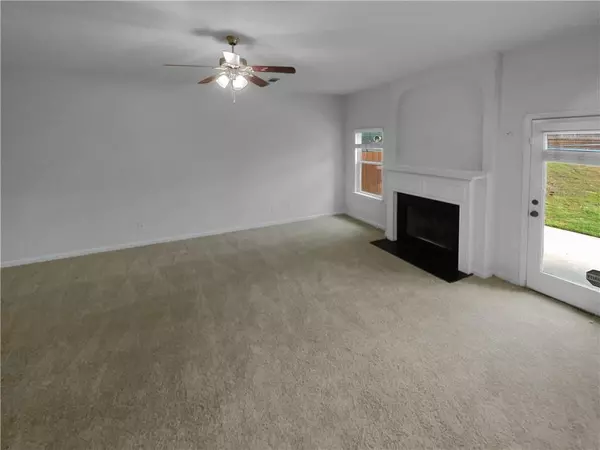 Newnan, GA 30263,76 Torero TRL