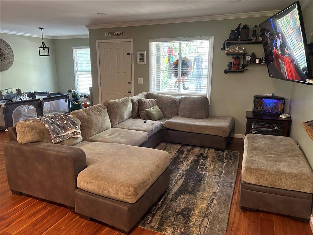 Flowery Branch, GA 30542,4539 Strickland BLVD