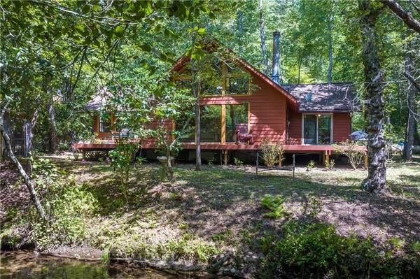 1364 Cashes Valley LN, Cherry Log, GA 30522