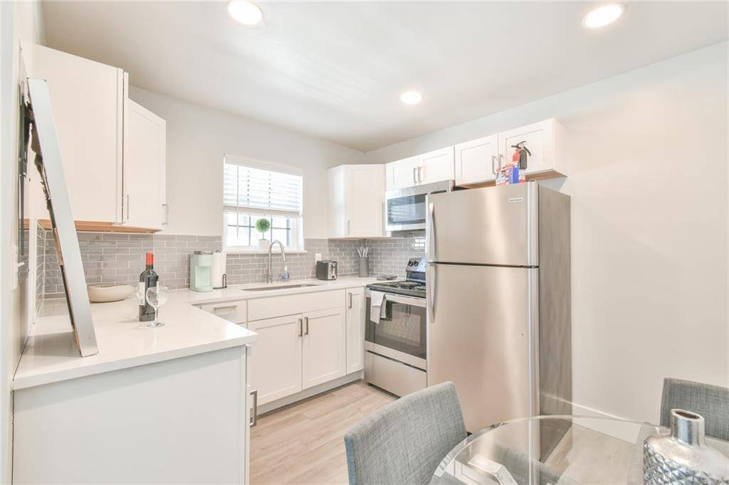 Atlanta, GA 30306,905 BRIARCLIFF RD NE #2