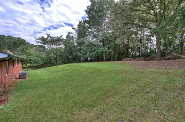 Lindale, GA 30147,424 Blackberry LN SE