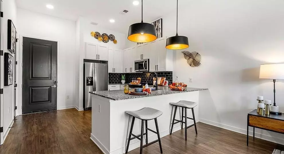 397 N Central AVE #4317, Hapeville, GA 30354