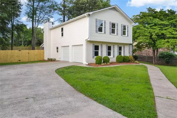 Marietta, GA 30062,3290 Chestnut Oaks