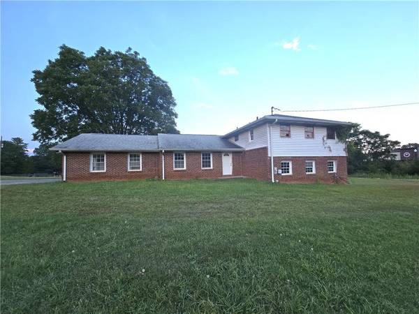 1804 Grayson HWY E, Grayson, GA 30017