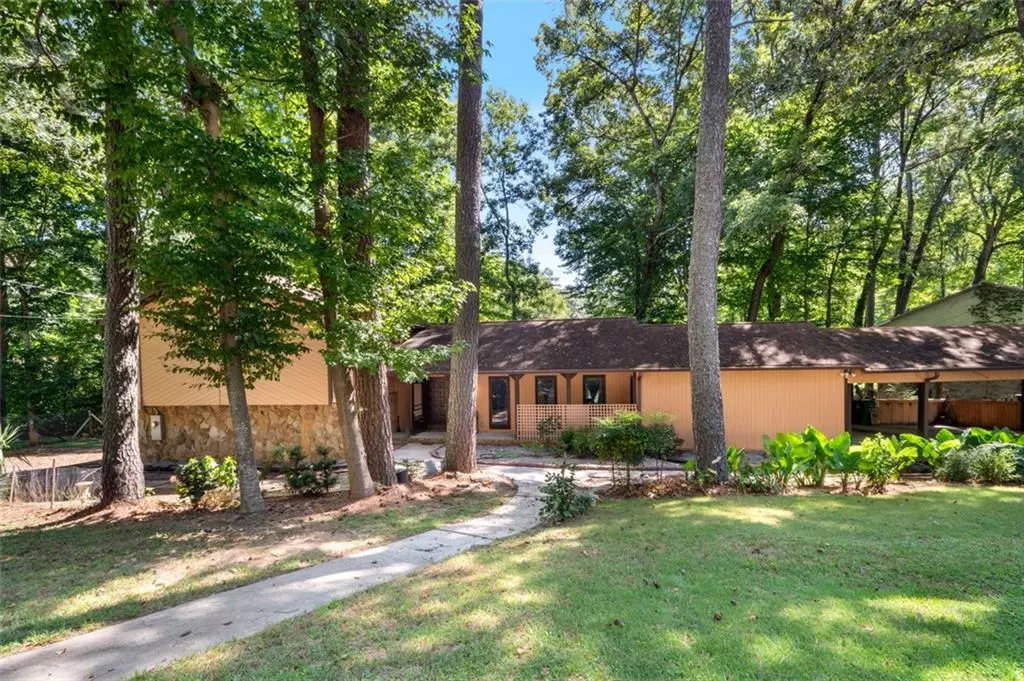 Stone Mountain, GA 30087,466 RAVEN SPRINGS TRL