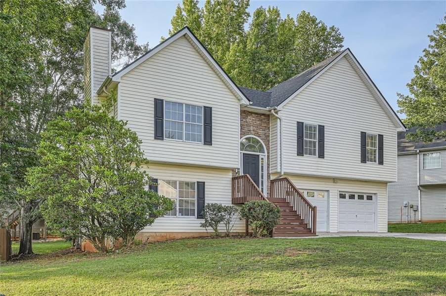 6393 Hillview LN, Douglasville, GA 30134