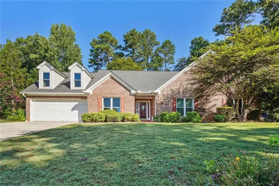 1395 Fountain Cove LN, Lawrenceville, GA 30043