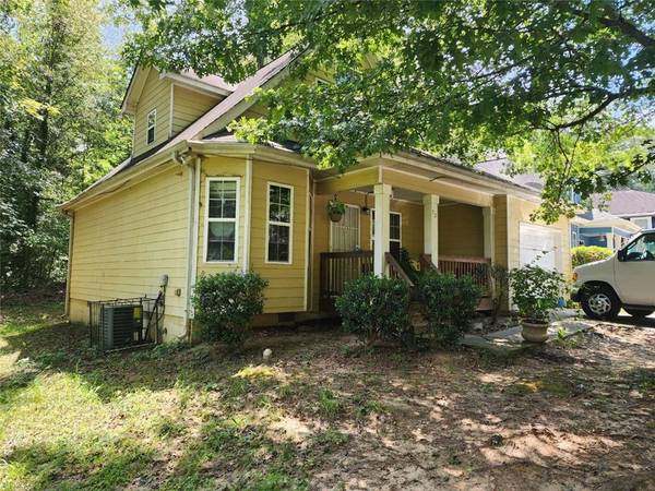 52 Johnson RD NW, Atlanta, GA 30318