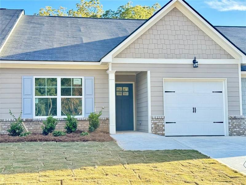 25 Silver Leaf LN, Dawsonville, GA 30534