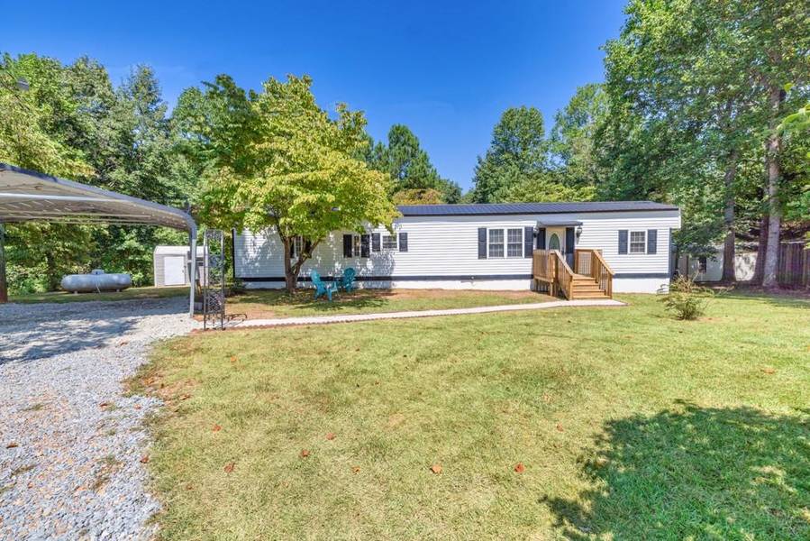 4957 Six Point TRL, Flowery Branch, GA 30542