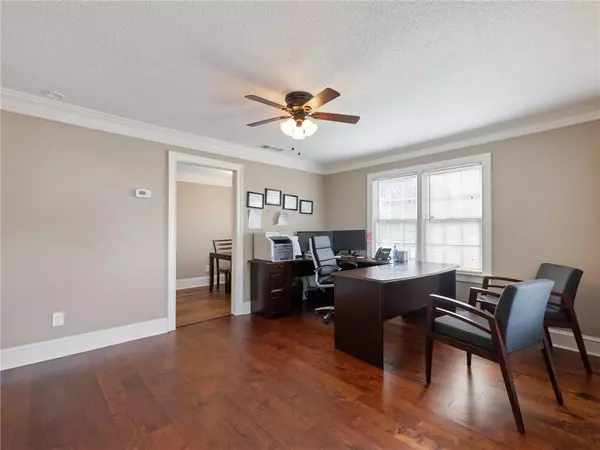 Buford, GA 30518,245 W Moreno ST