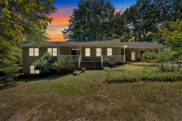 43 Blackfoot TRL SW, Cartersville, GA 30120