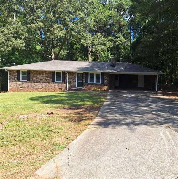 35 Flint Hill DR, Oxford, GA 30054