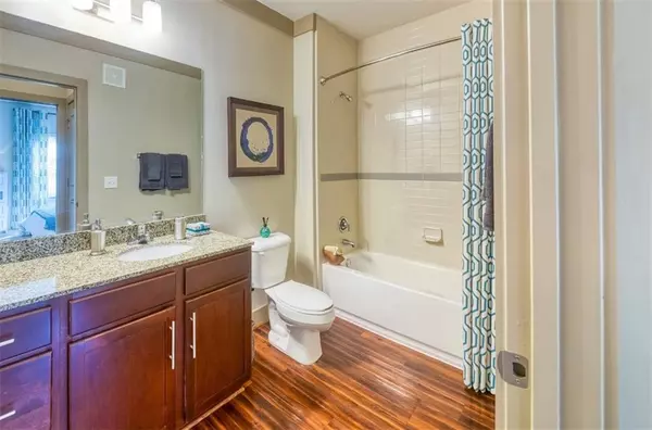 Atlanta, GA 30097,11000 Lakefield DR #04301