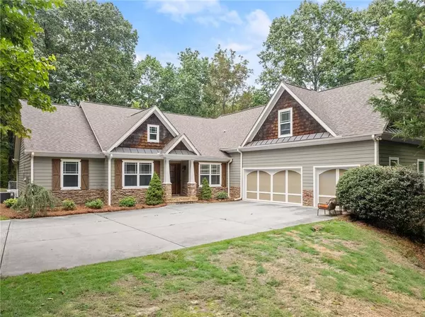 5506 Woodstream CT, Gainesville, GA 30507