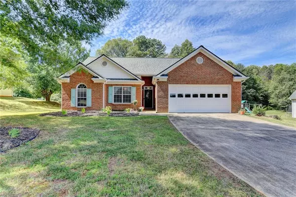 906 Relaxed WAY, Winder, GA 30680