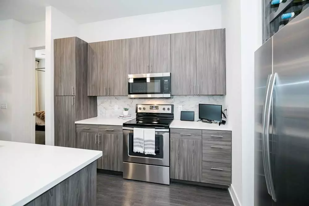 Sandy Springs, GA 30328,6075 Roswell RD #174