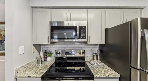 Gainesville, GA 30501,2350 Windward LN #3612