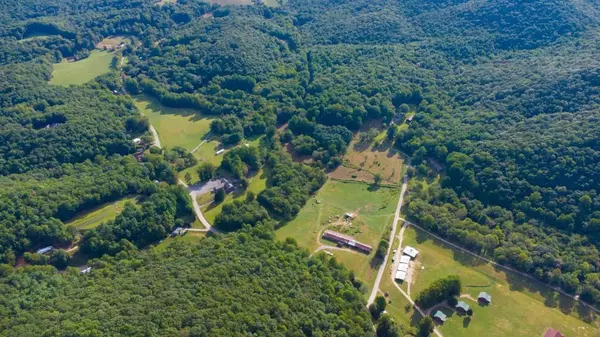 Dahlonega, GA 30533,239 Glenn Elliott RD