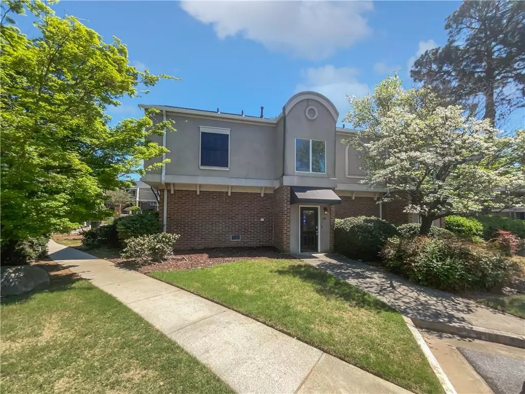 Atlanta, GA 30341,3301 Henderson Mill RD #Z1