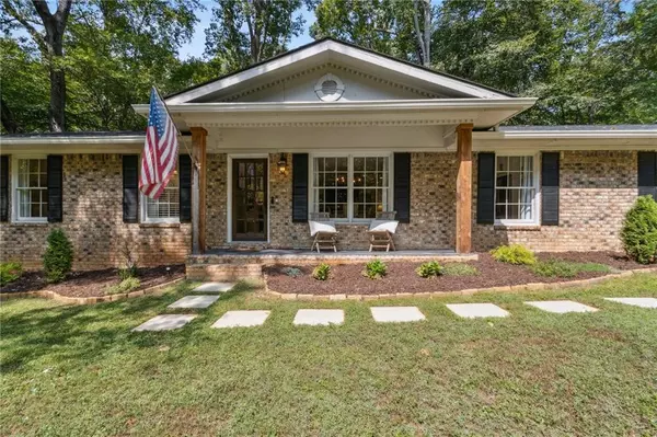 Flowery Branch, GA 30542,4174 Walnut CIR