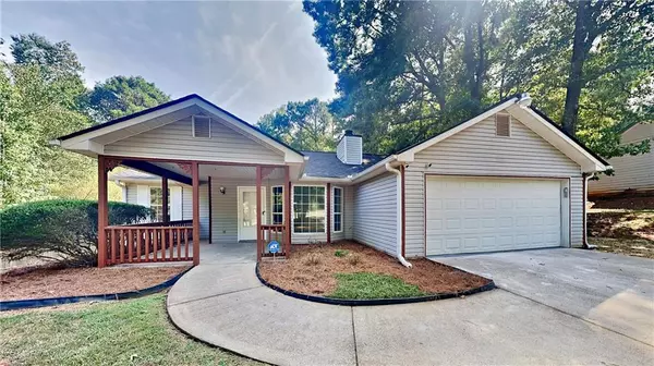 485 E Country Woods DR, Covington, GA 30016