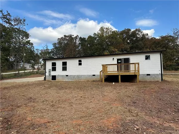 Royston, GA 30662,35 Manley TER