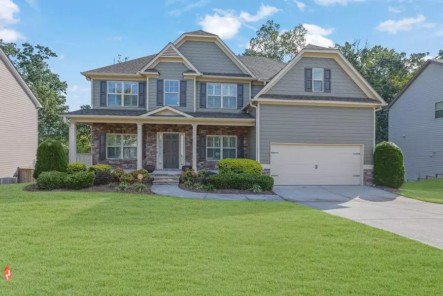 1069 Boxwood LN, Canton, GA 30114