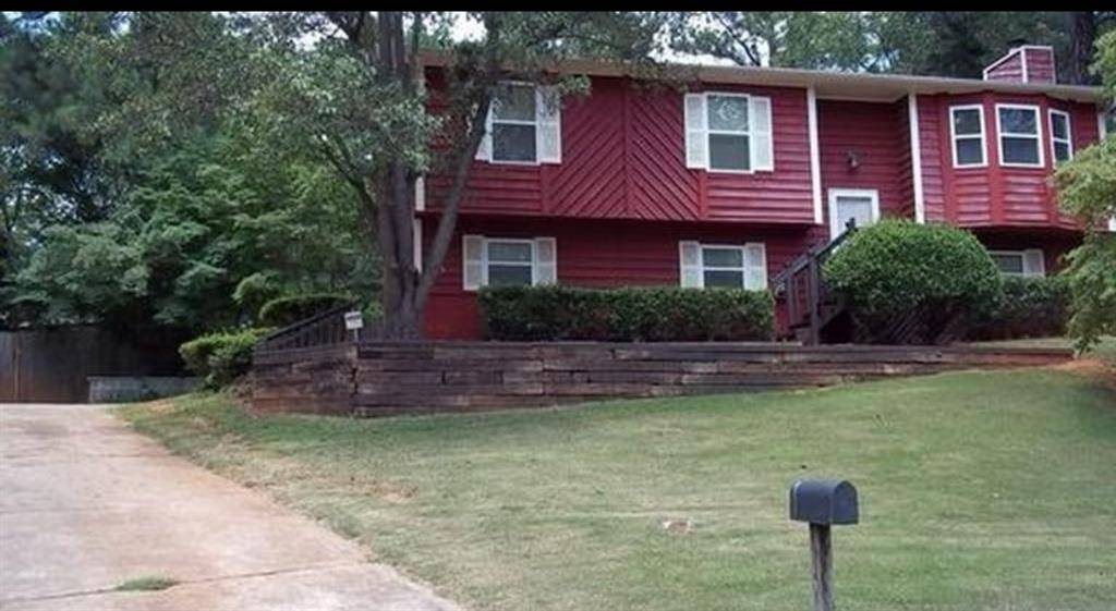 5242 Cindy WAY, Stone Mountain, GA 30083