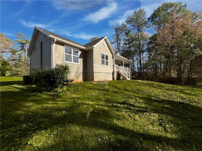 28 Fawn CT, Sharpsburg, GA 30277