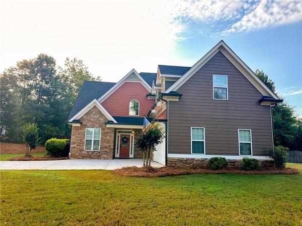 182 Rebecca ST, Hoschton, GA 30548