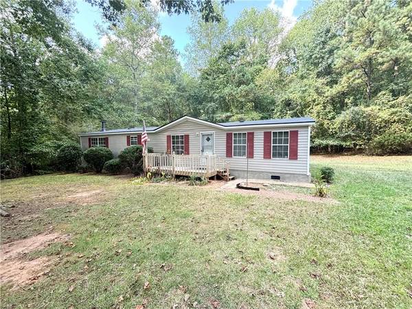 911 Woodchase DR, Monroe, GA 30655