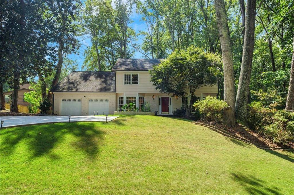200 CROSSING CREEK CT, Roswell, GA 30076