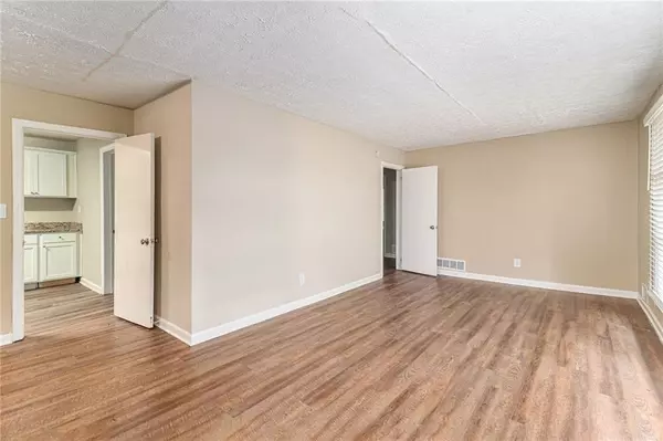 Atlanta, GA 30344,2354 Woodhill LN