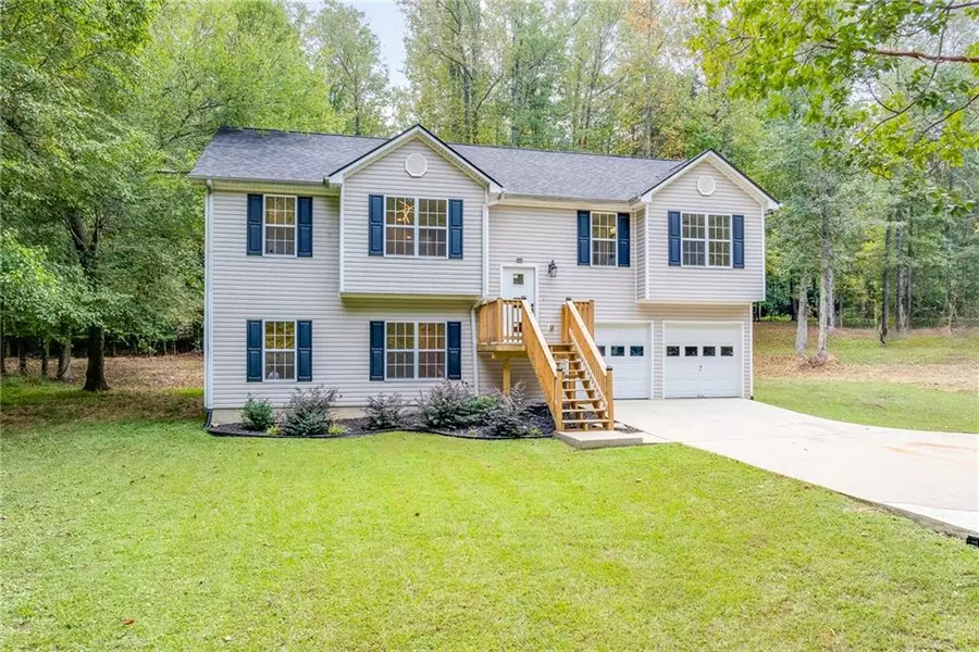 2833 Navajo CIR, Gainesville, GA 30501