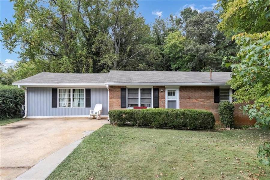 3569 Briar DR, Lithia Springs, GA 30122