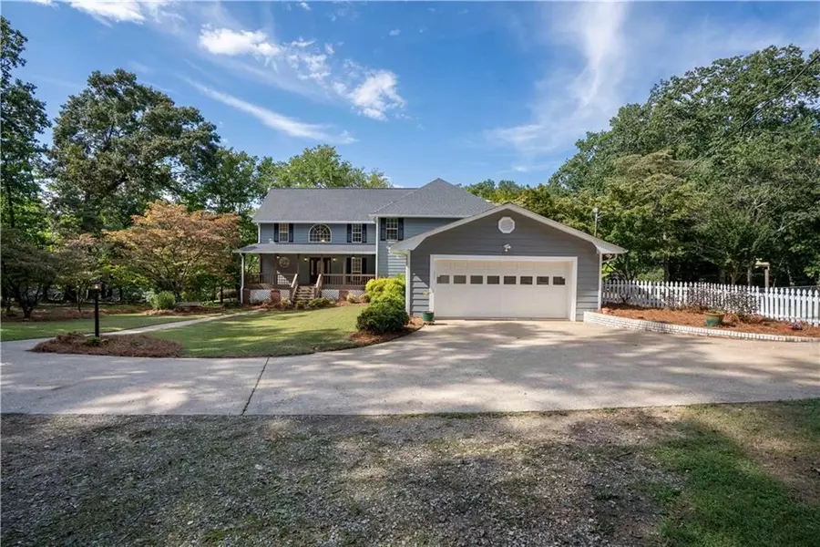 1356 Montrose DR, Gainesville, GA 30501