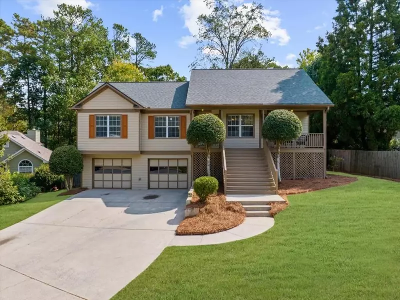 4012 Cinnamon Fern LN, Woodstock, GA 30189