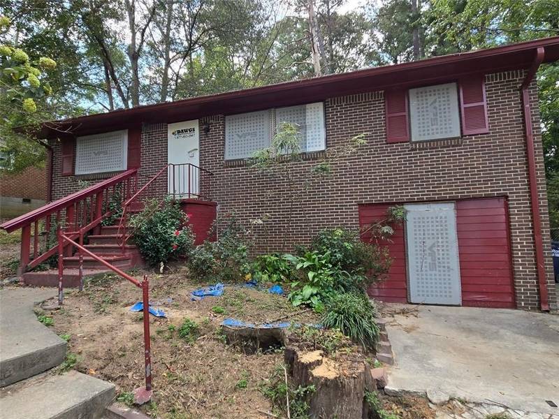 6039 Pineside DR, Atlanta, GA 30349