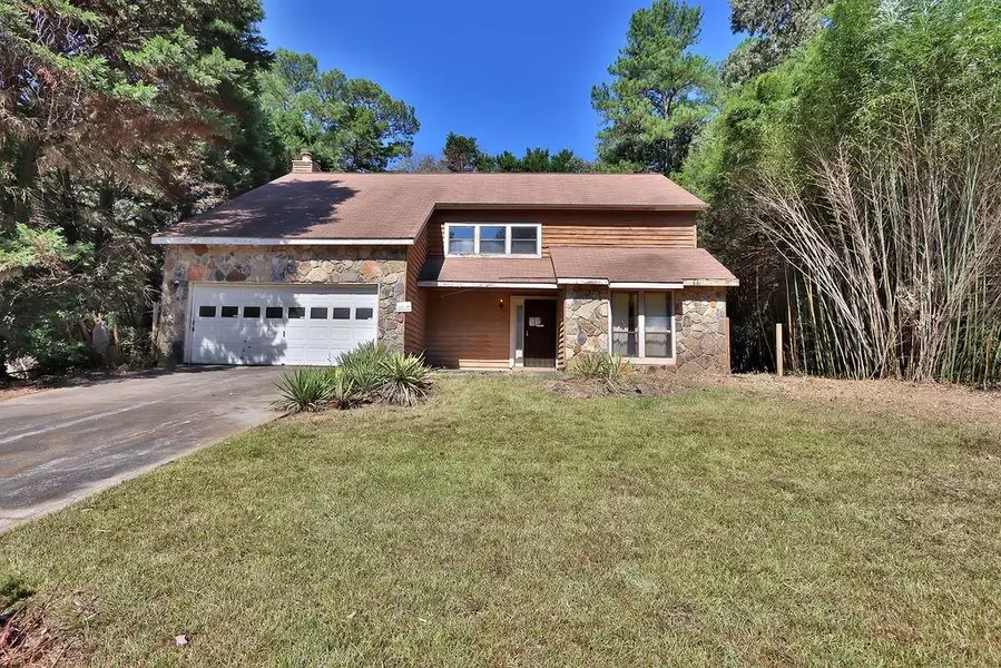 5346 Kelleys Mill CIR, Stone Mountain, GA 30088